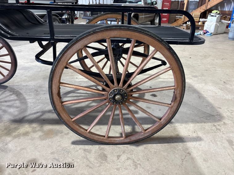 image for item JM9416 Horse drawn carriage