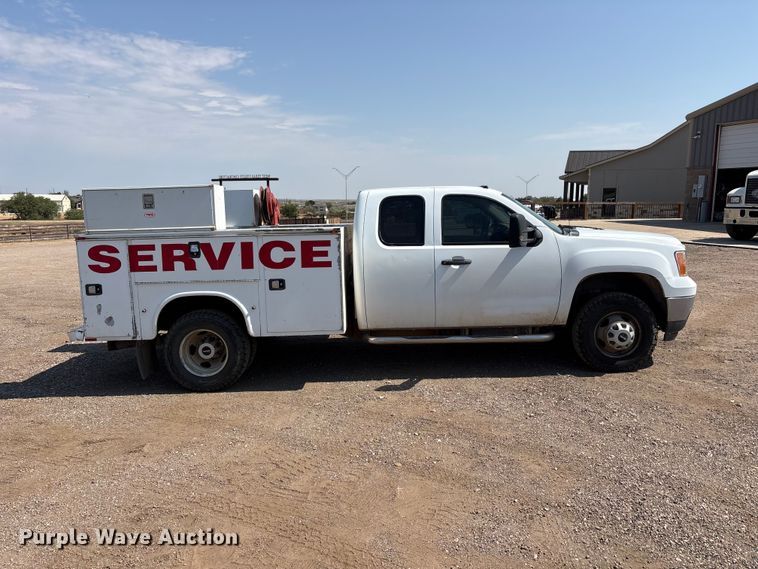 image for item JM9418 2011 GMC Sierra 3500 Ext. Cab utility bed pickup truck