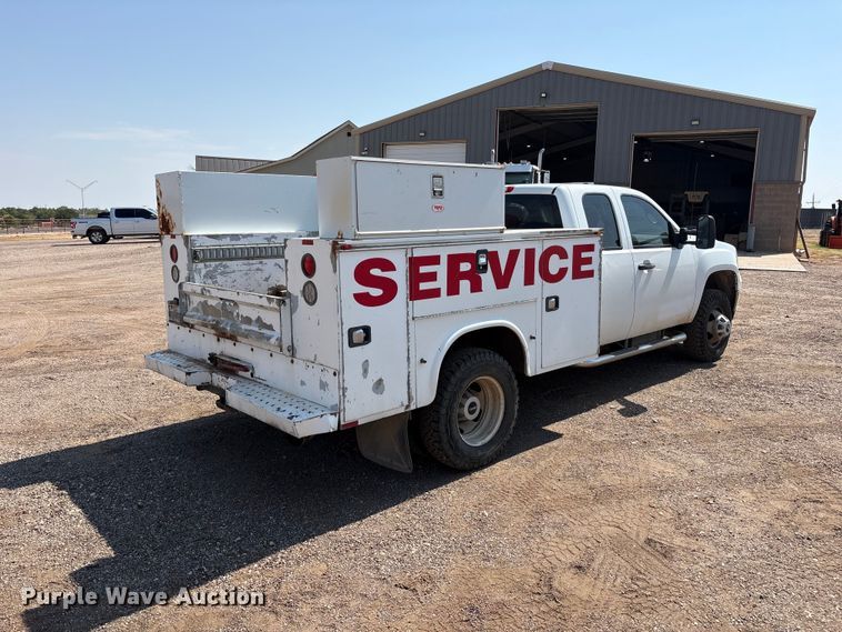 image for item JM9418 2011 GMC Sierra 3500 Ext. Cab utility bed pickup truck