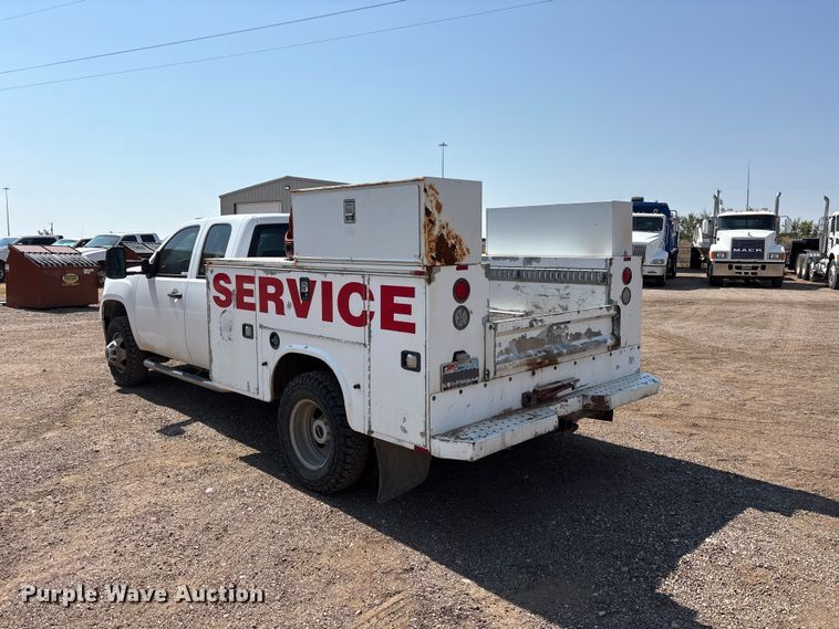 image for item JM9418 2011 GMC Sierra 3500 Ext. Cab utility bed pickup truck