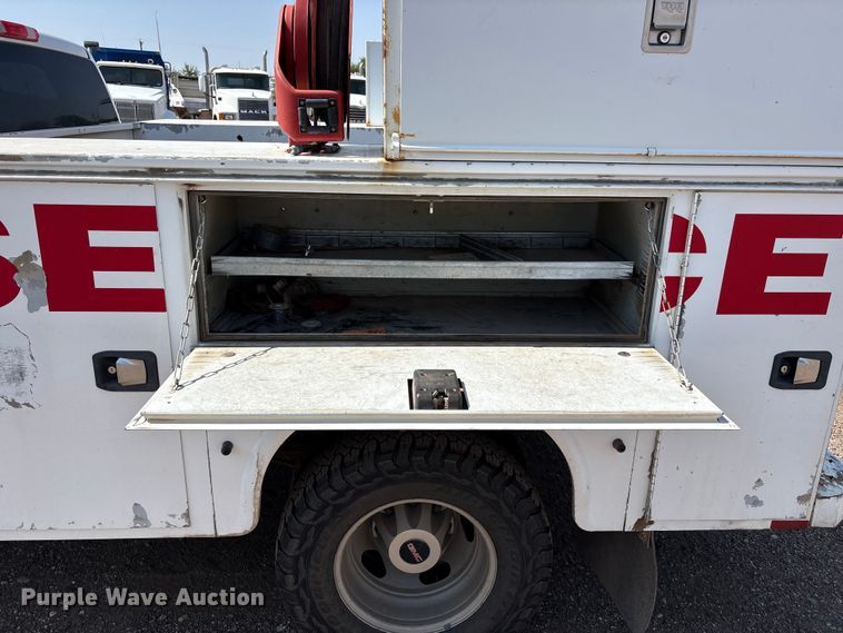 image for item JM9418 2011 GMC Sierra 3500 Ext. Cab utility bed pickup truck