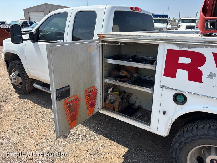 image for item JM9418 2011 GMC Sierra 3500 Ext. Cab utility bed pickup truck