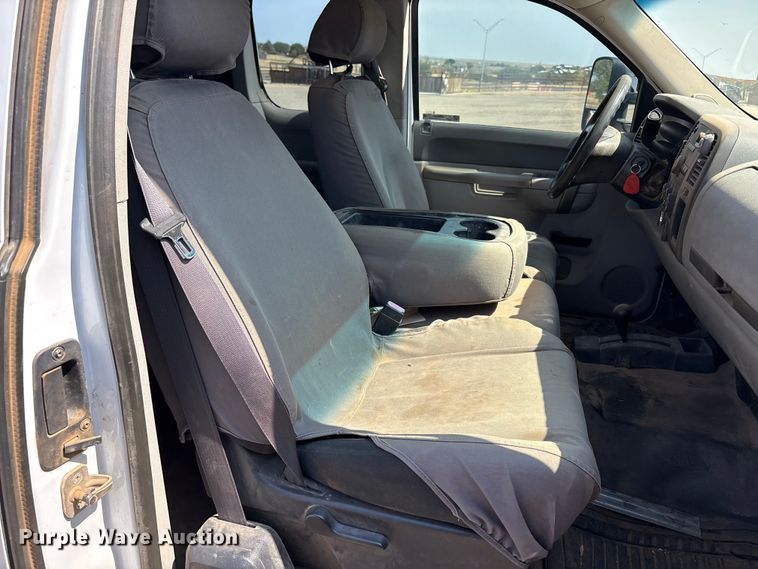 image for item JM9418 2011 GMC Sierra 3500 Ext. Cab utility bed pickup truck