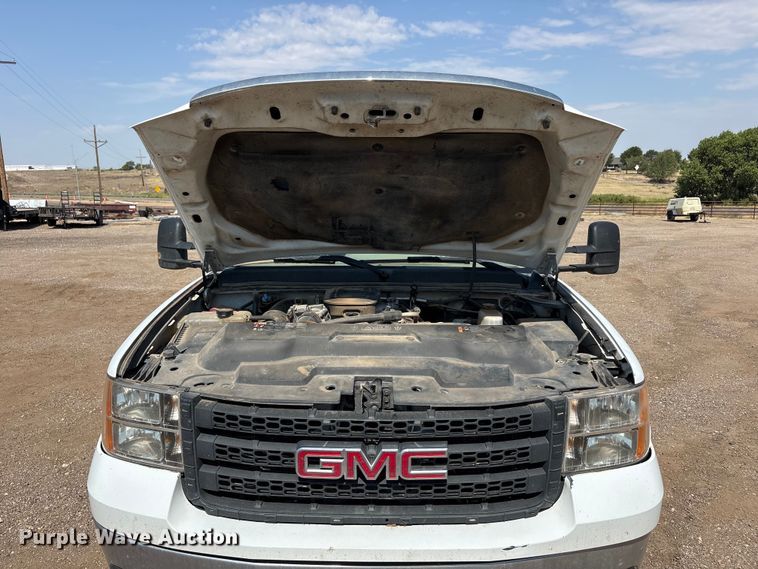 image for item JM9418 2011 GMC Sierra 3500 Ext. Cab utility bed pickup truck