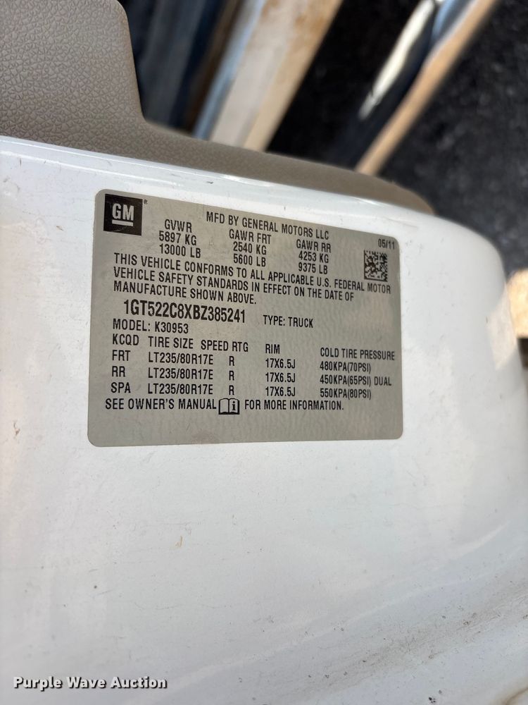 image for item JM9418 2011 GMC Sierra 3500 Ext. Cab utility bed pickup truck