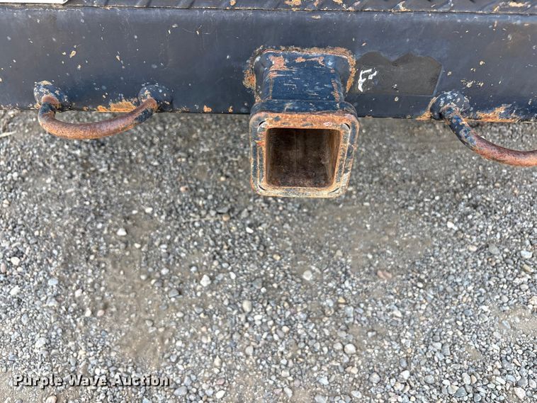 image for item JM9419 2015 Ford F250 Super Duty Crew Cab flatbed pickup truck
