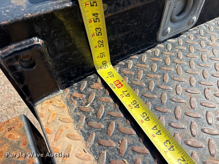 image for item JM9420 2018 Ford F350 Super Duty Crew Cab flatbed pickup truck