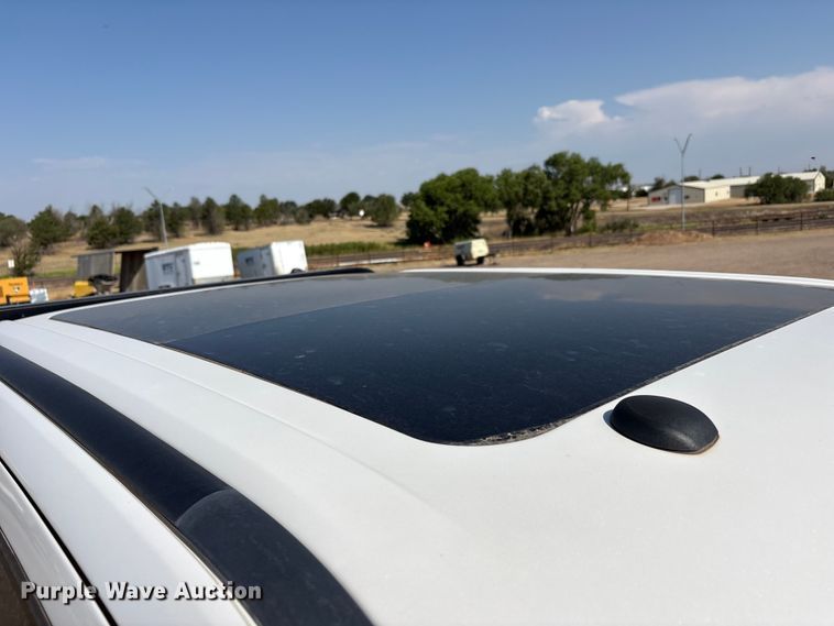image for item JM9420 2018 Ford F350 Super Duty Crew Cab flatbed pickup truck
