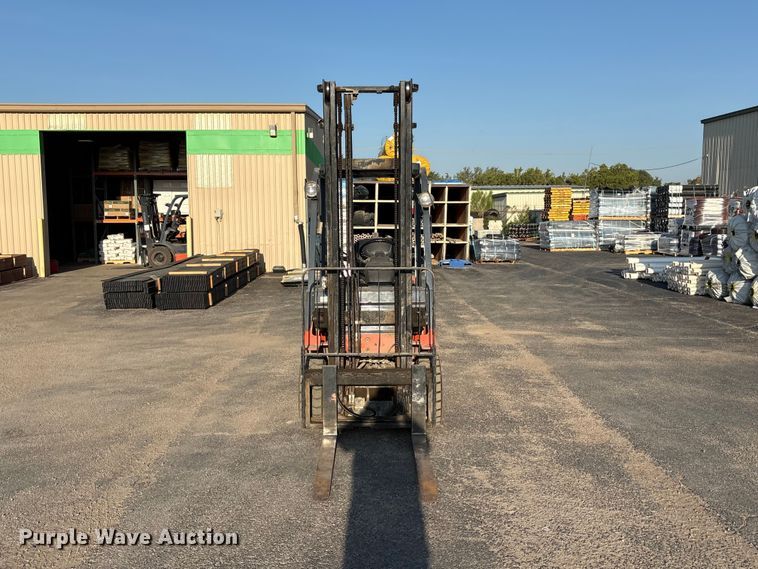 image for item JM9433 Toyota 7FGU18 forklift