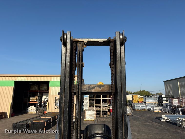 image for item JM9433 Toyota 7FGU18 forklift
