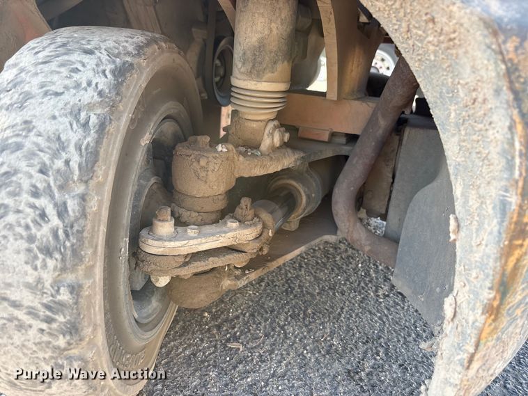 image for item JM9433 Toyota 7FGU18 forklift