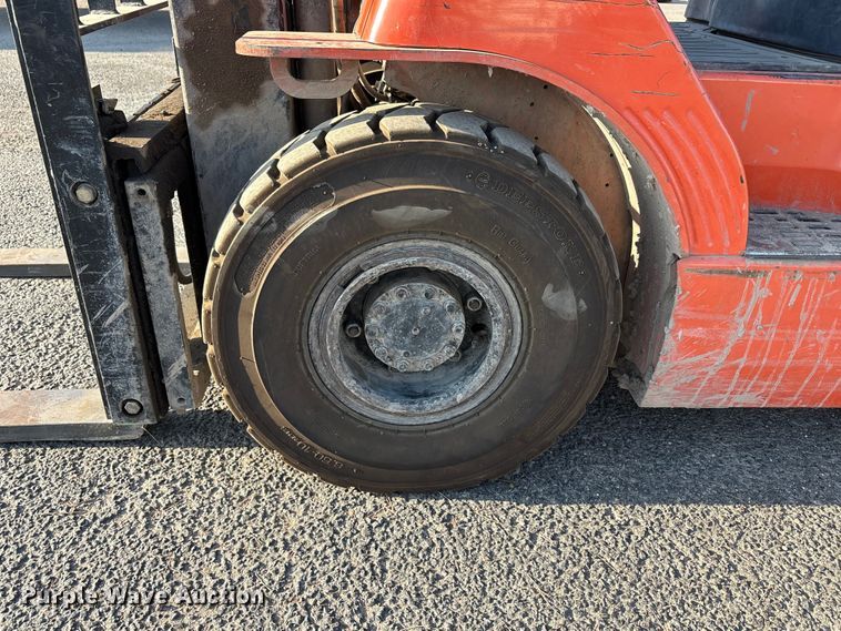 image for item JM9433 Toyota 7FGU18 forklift