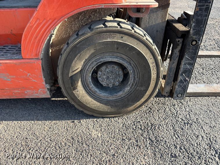 image for item JM9433 Toyota 7FGU18 forklift