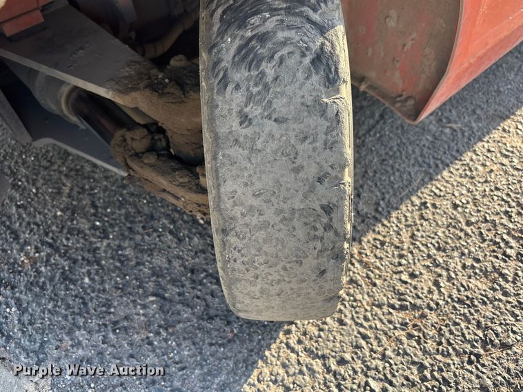 image for item JM9433 Toyota 7FGU18 forklift