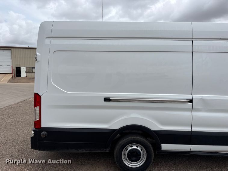 image for item JM9490 2019 Ford Transit van