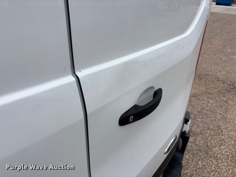 image for item JM9490 2019 Ford Transit van