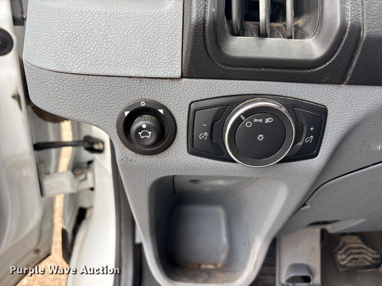 image for item JM9490 2019 Ford Transit van