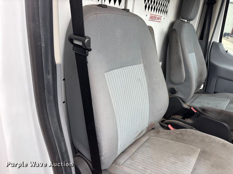 image for item JM9490 2019 Ford Transit van