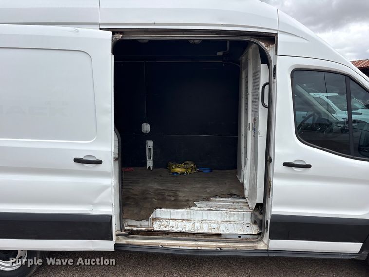 image for item JM9490 2019 Ford Transit van
