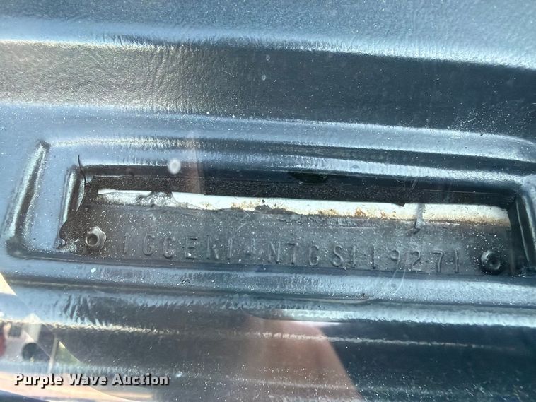 image for item MZ9827 1986 Chevrolet C10 Custom Deluxe pickup truck