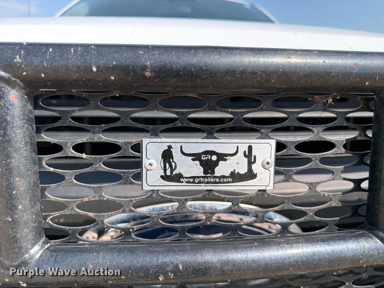 image for item MZ9870 2018 Ford F250 Super Duty XL Crew Cab flatbed pickup truck