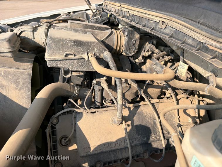 image for item MZ9872 2021 Ford F250 Super Duty XLT Ext. Cab pickup truck