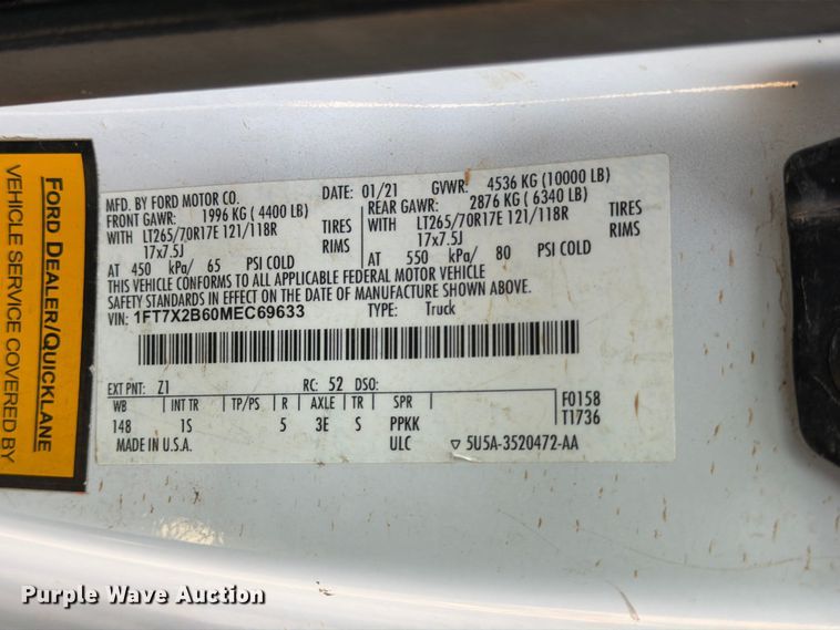 image for item MZ9872 2021 Ford F250 Super Duty XLT Ext. Cab pickup truck