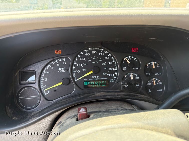 image for item MZ9889 2000 Chevrolet Silverado 1500 Ext. Cab pickup truck