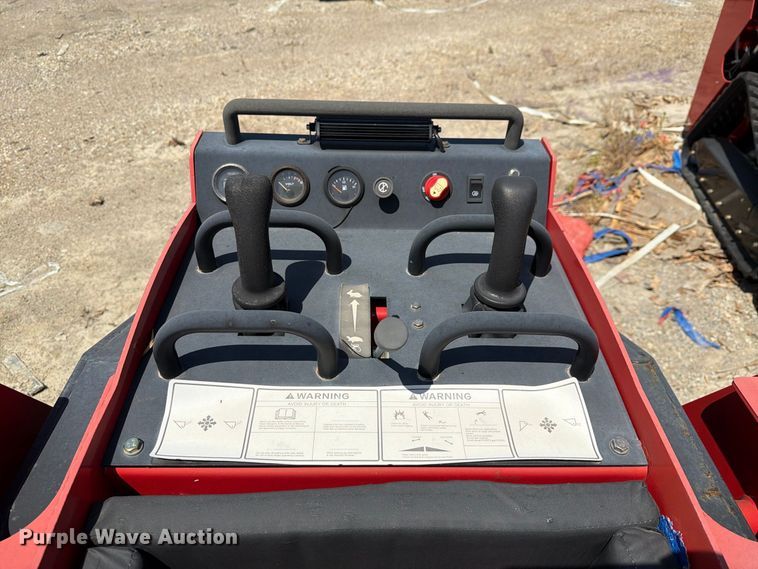 image for item NC9883 Erie Industries SCL850 compact utility loader