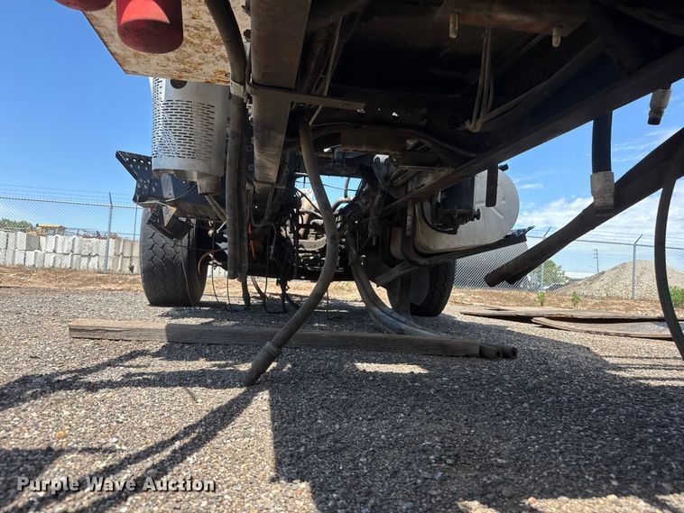 image for item NJ9032 2009 International WorkStar 7500 sewer jetter truck