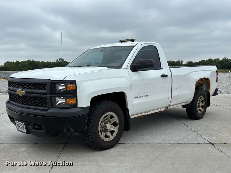 2014 Chevrolet Silverado 1500 pickup truck