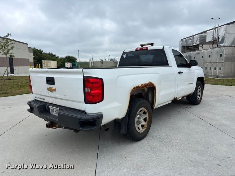 image for item NM9892 2014 Chevrolet Silverado 1500 pickup truck