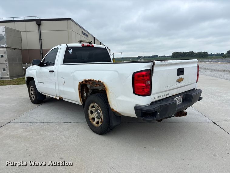 image for item NM9892 2014 Chevrolet Silverado 1500 pickup truck