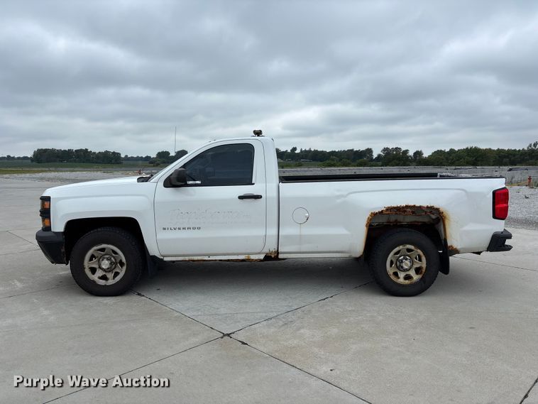 image for item NM9892 2014 Chevrolet Silverado 1500 pickup truck