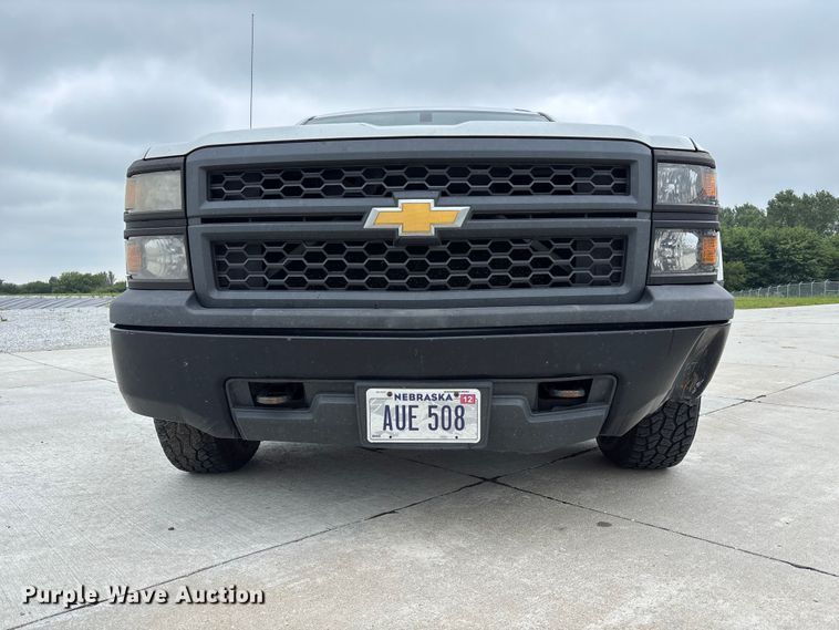 image for item NM9892 2014 Chevrolet Silverado 1500 pickup truck