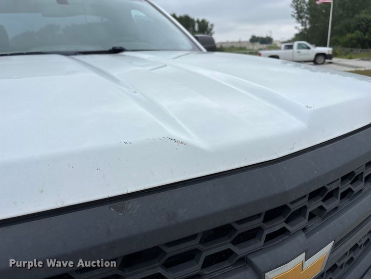 image for item NM9892 2014 Chevrolet Silverado 1500 pickup truck