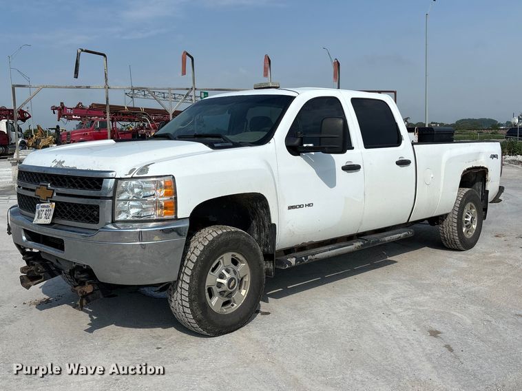 2014 Chevrolet Silverado 2500HD Crew Cab pickup truck