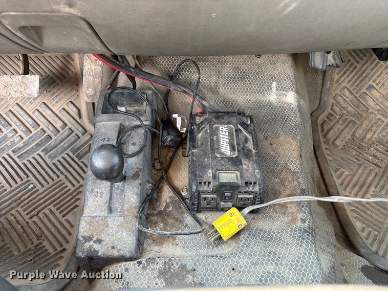 image for item NM9916 2014 Chevrolet Silverado 2500HD Crew Cab pickup truck