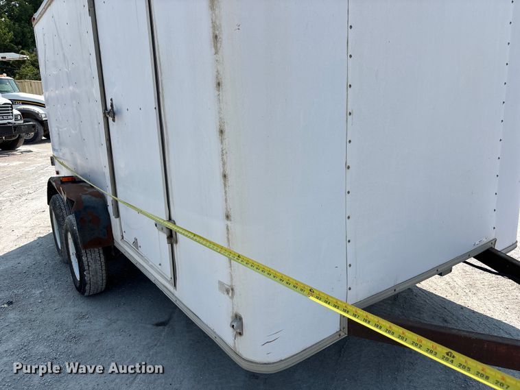 image for item NM9919 2000 Haulmark TS714TA enclosed cargo trailer