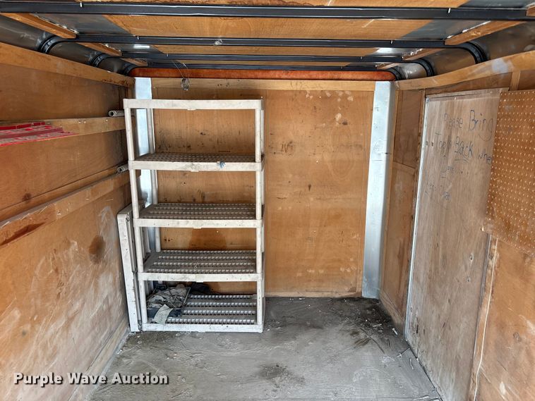 image for item NM9919 2000 Haulmark TS714TA enclosed cargo trailer