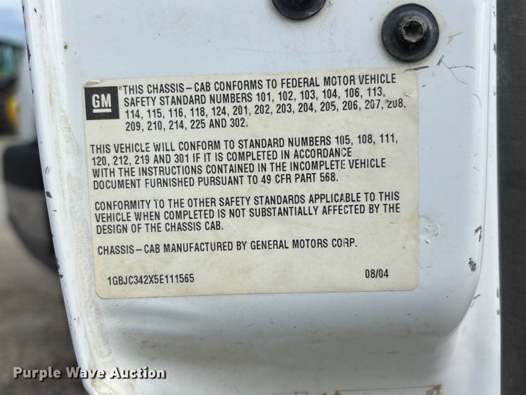 image for item NM9941 2005 Chevrolet Silverado 3500 utility bed pickup truck