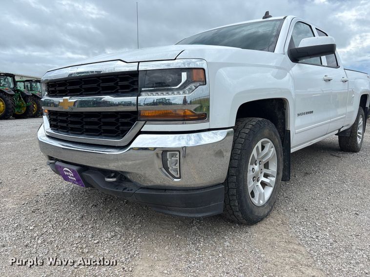 image for item NM9944 2018 Chevrolet Silverado LT Ext. Cab pickup truck