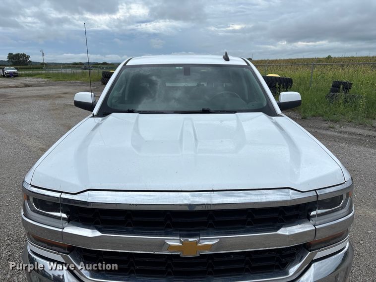 image for item NM9944 2018 Chevrolet Silverado LT Ext. Cab pickup truck