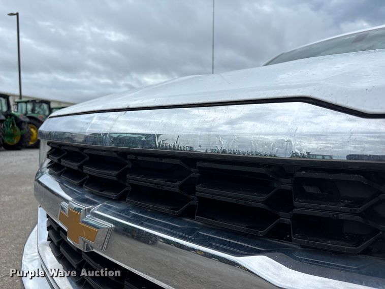 image for item NM9944 2018 Chevrolet Silverado LT Ext. Cab pickup truck
