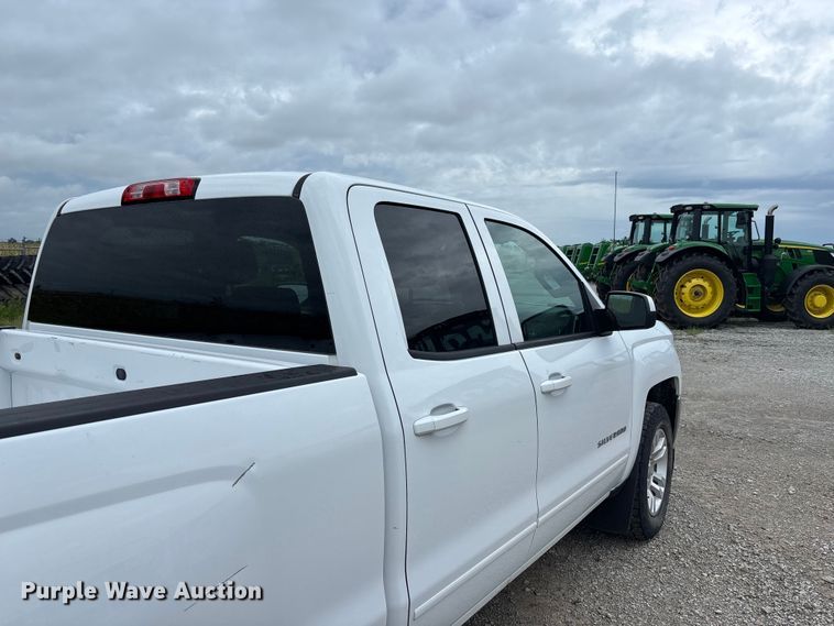 image for item NM9944 2018 Chevrolet Silverado LT Ext. Cab pickup truck
