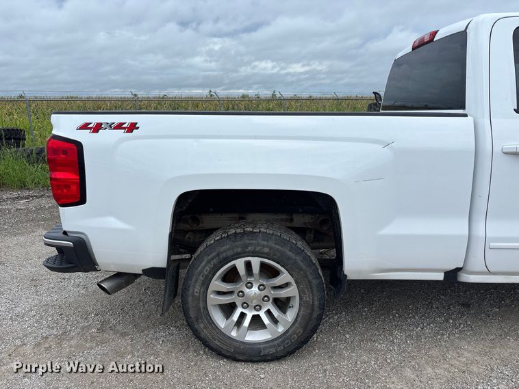 image for item NM9944 2018 Chevrolet Silverado LT Ext. Cab pickup truck