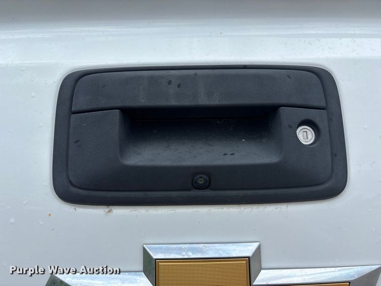 image for item NM9944 2018 Chevrolet Silverado LT Ext. Cab pickup truck