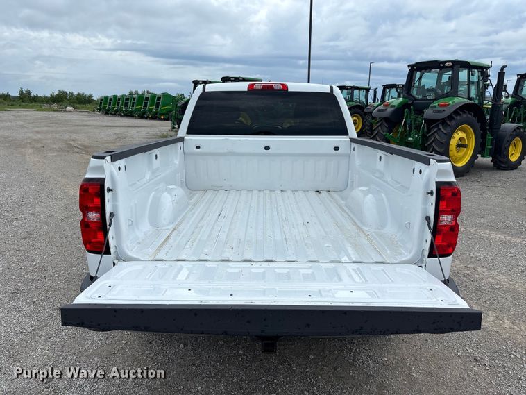 image for item NM9944 2018 Chevrolet Silverado LT Ext. Cab pickup truck
