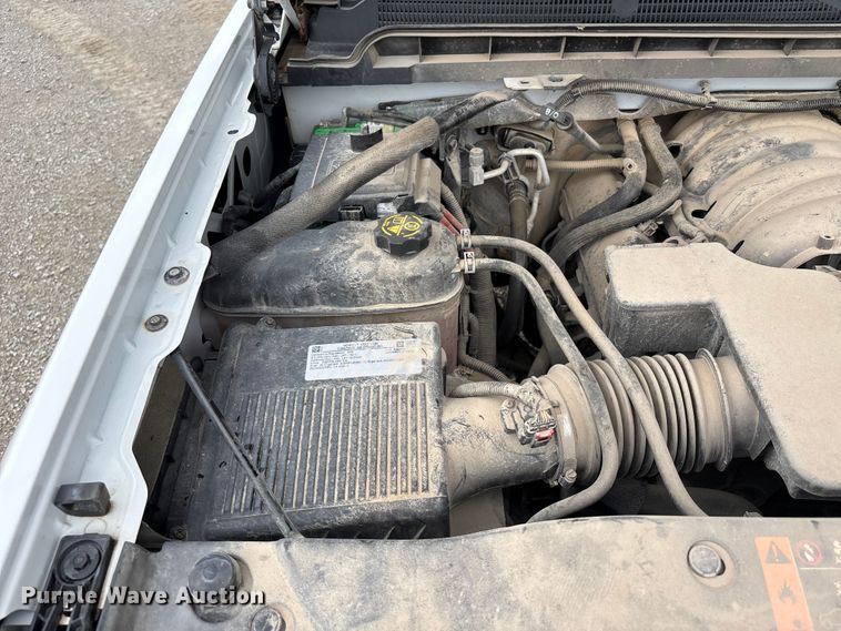 image for item NM9944 2018 Chevrolet Silverado LT Ext. Cab pickup truck