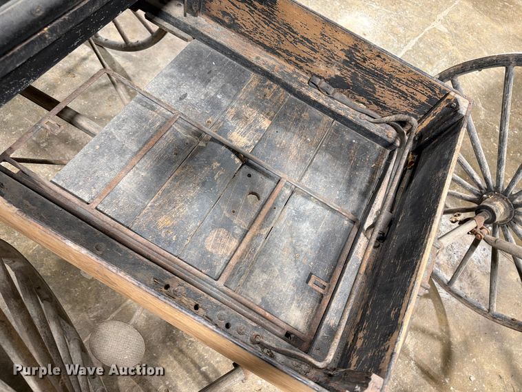 image for item OE9682 (2) Velie Carriage Company carriages